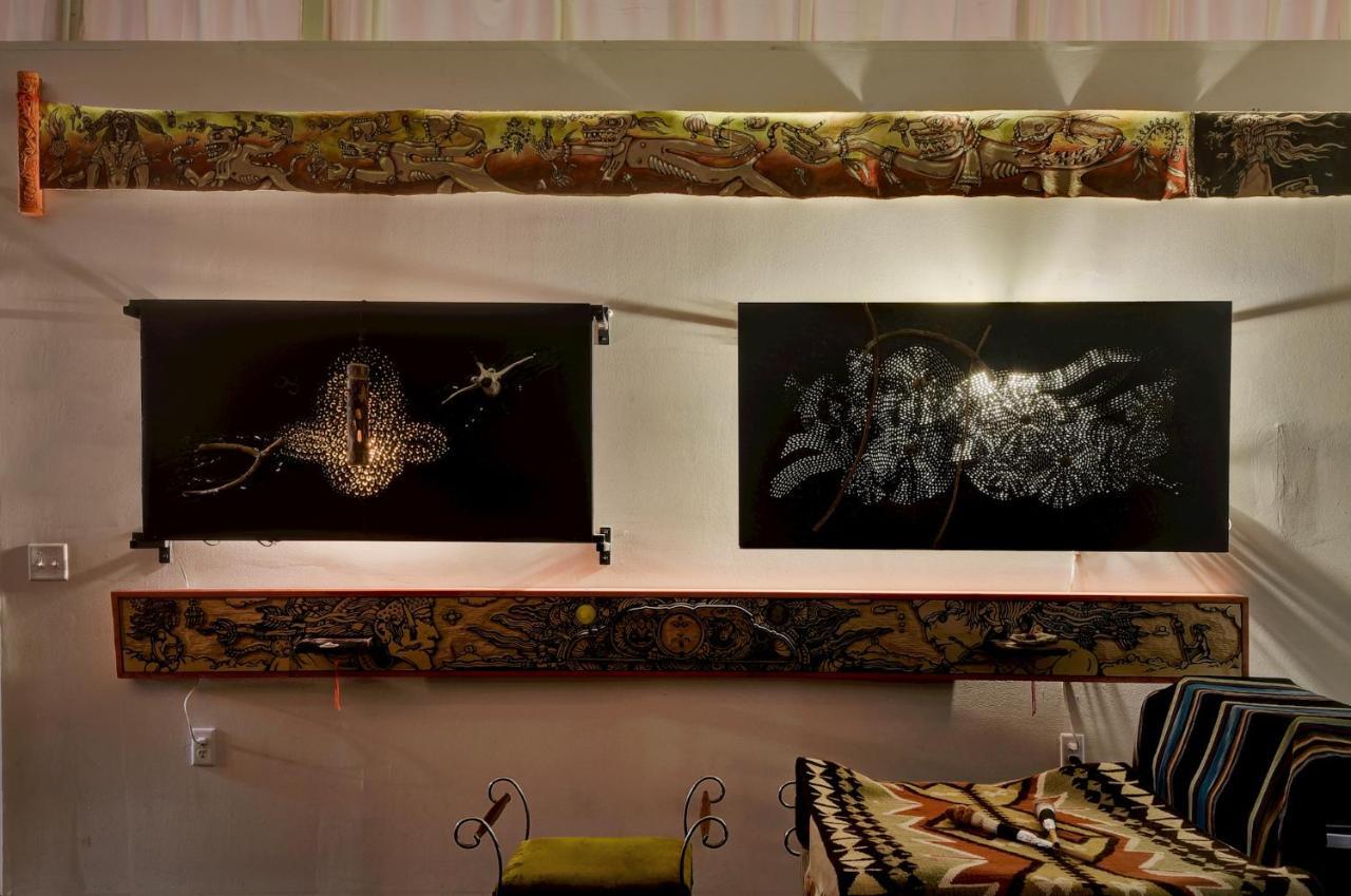 Space Castle: A 1950S Gas Station Transformed Into An Art Themed Wonderland Truth or Consequences Εξωτερικό φωτογραφία